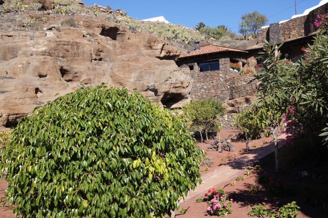 Castillo Lanzarote Villa Sophie - Luxury Villa -Sleep In A Volcanic Cave With Heated Pool Tías Eksteriør billede
