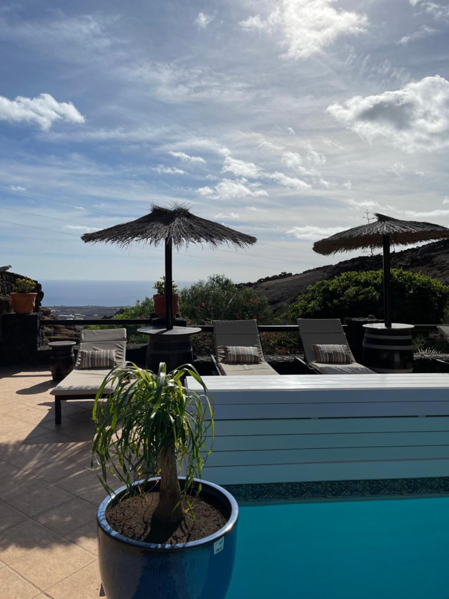 Castillo Lanzarote Villa Sophie - Luxury Villa -Sleep In A Volcanic Cave With Heated Pool Tías Eksteriør billede