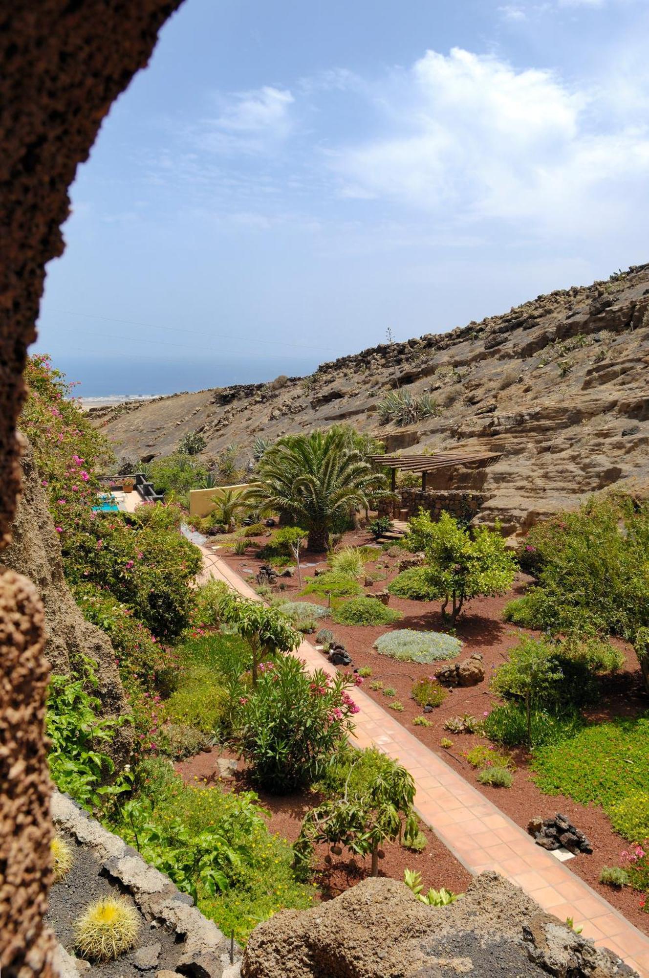 Castillo Lanzarote Villa Sophie - Luxury Villa -Sleep In A Volcanic Cave With Heated Pool Tías Eksteriør billede