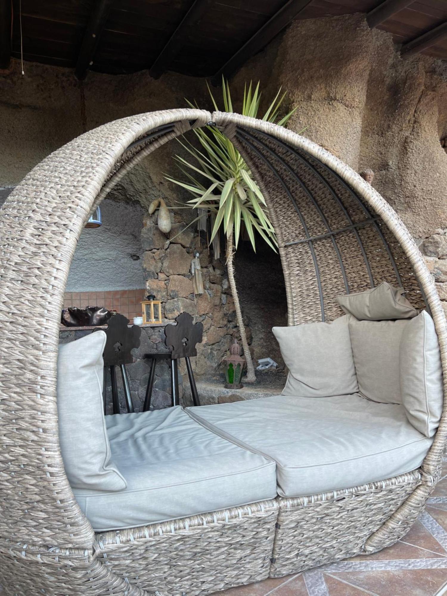 Castillo Lanzarote Villa Sophie - Luxury Villa -Sleep In A Volcanic Cave With Heated Pool Tías Eksteriør billede